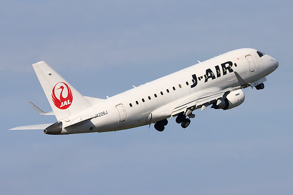 J-AIR E170（JA226J)